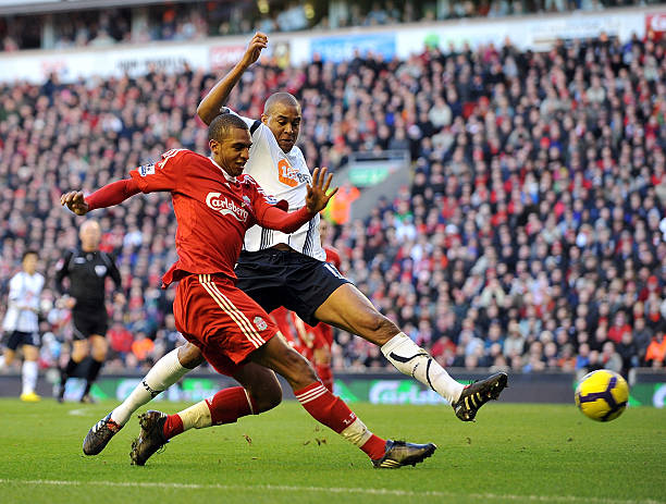 阿爾瓦雷斯 阿爾瓦雷斯